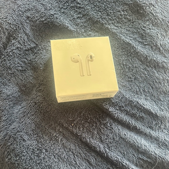 Apple AirPods